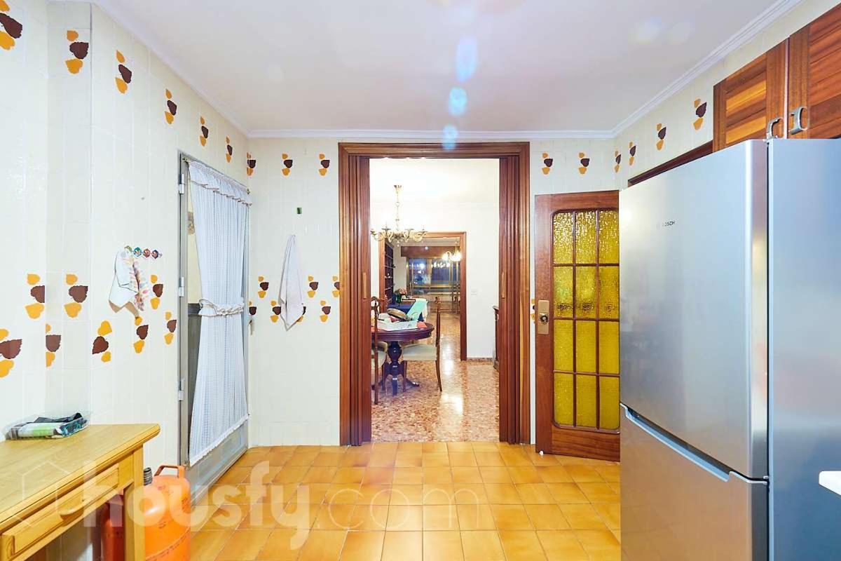 Lovely Bedroom In A Shared Apartment In The Center Of Аликанте Экстерьер фото